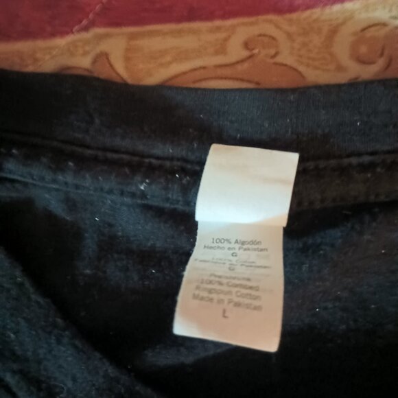 1. TOKYO HOTEL - GERMAN EMO ROCK BAND T-Shirt. - Picture 3 of 5